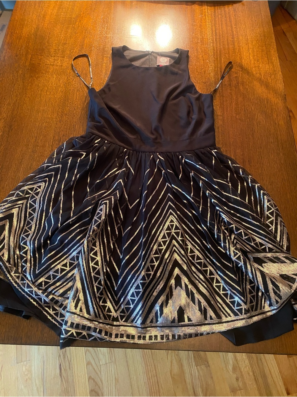 Vince Camuto Black Silver Sequin Dress Women’s Size 8 Fit & Flare Cocktail Party